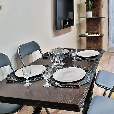 L'Appart Chic - Terrasse - Proche Lyon & Tram Вильорбан Екстериор снимка